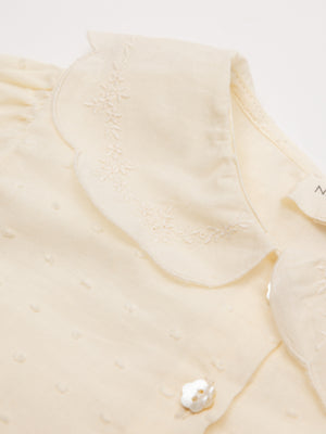 BLUSA PLUMETI CUELLO BORDADO NATA