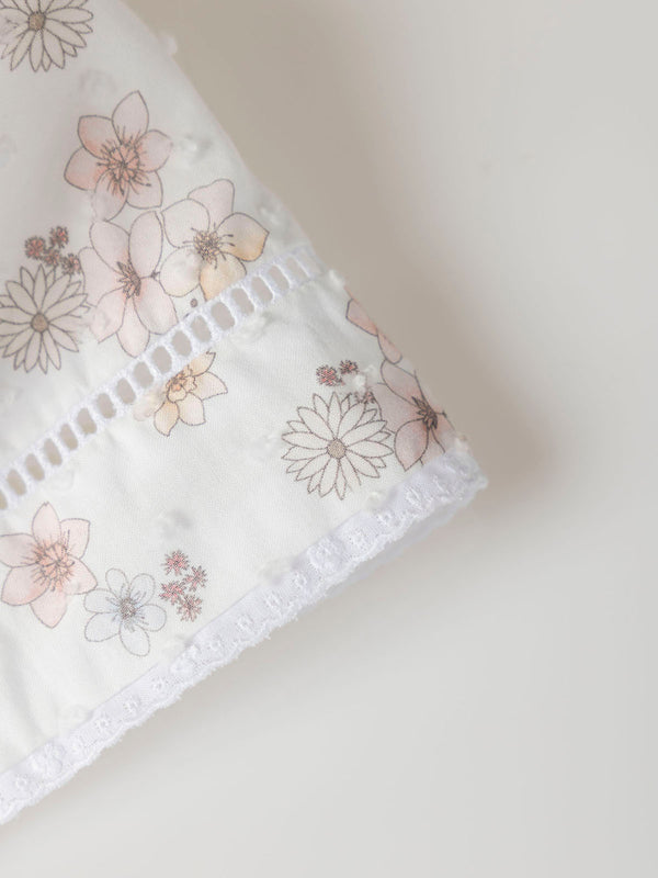 CAPOTA ESTAMPADA FLORES NATA