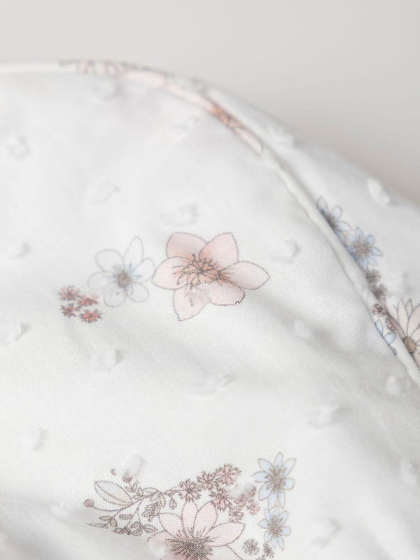CAPOTA ESTAMPADA FLORES NATA