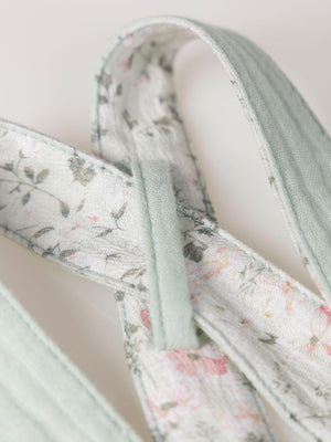 LIGHT GREEN BAMBOO STRAPPY FROG