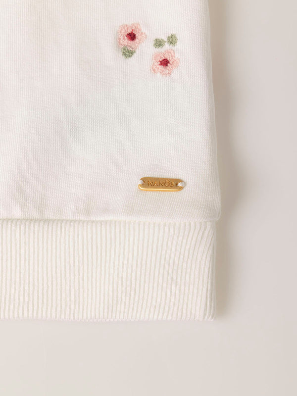 SWEATSHIRT WITH EMBROIDERED FLOWER RUFFLES AND BEIGE SLEEVES