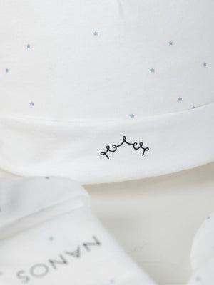 PACK OF PURE WHITE HAT, MITTENS AND BOOTIES