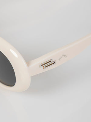IVORY PASTE SUNGLASSES