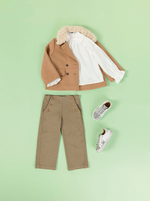 PANTALÓN BOTONADURA BOLSILLOS VERDE KHAKI