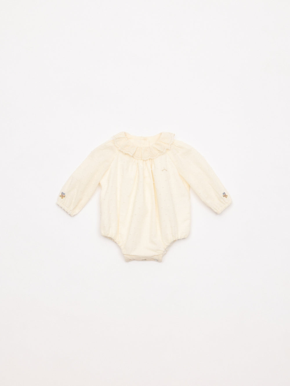 Mameluco plumeti bordado nata