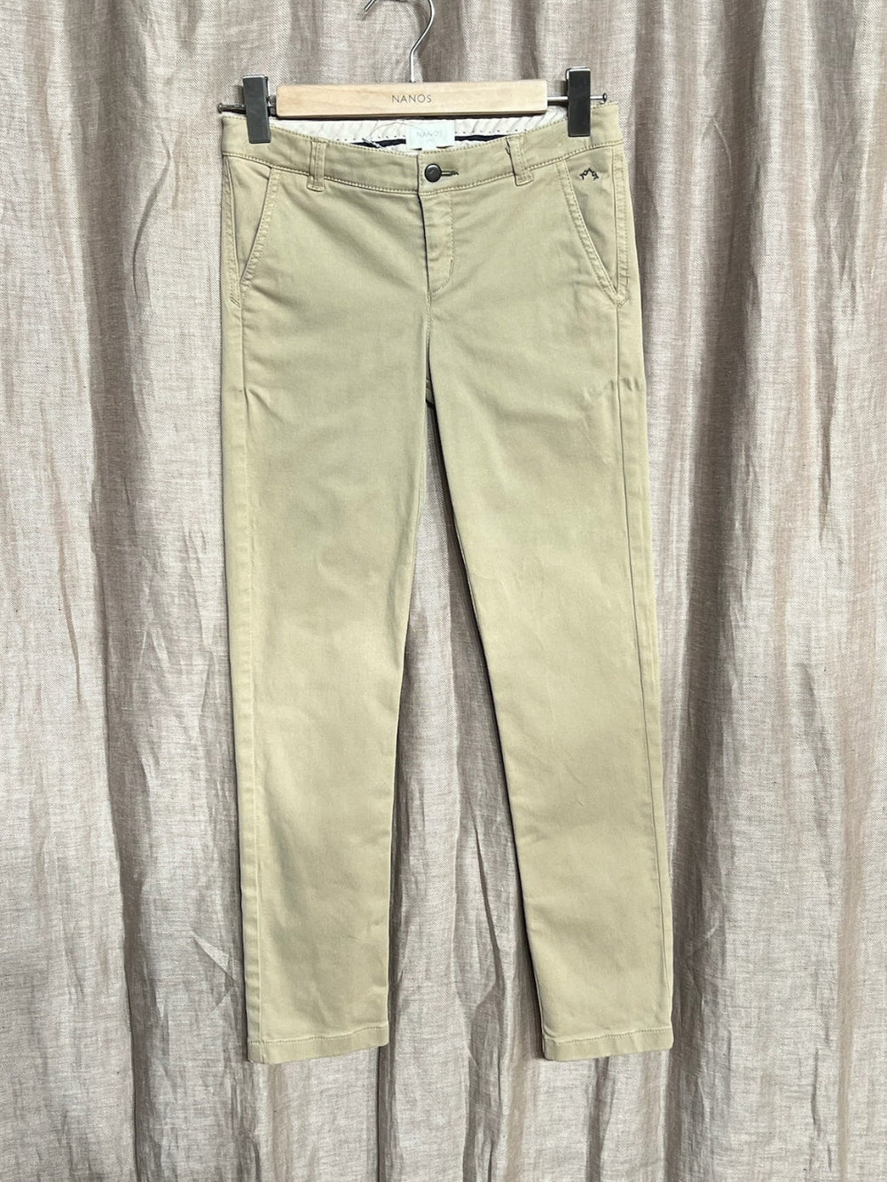 Pantalón chino beige