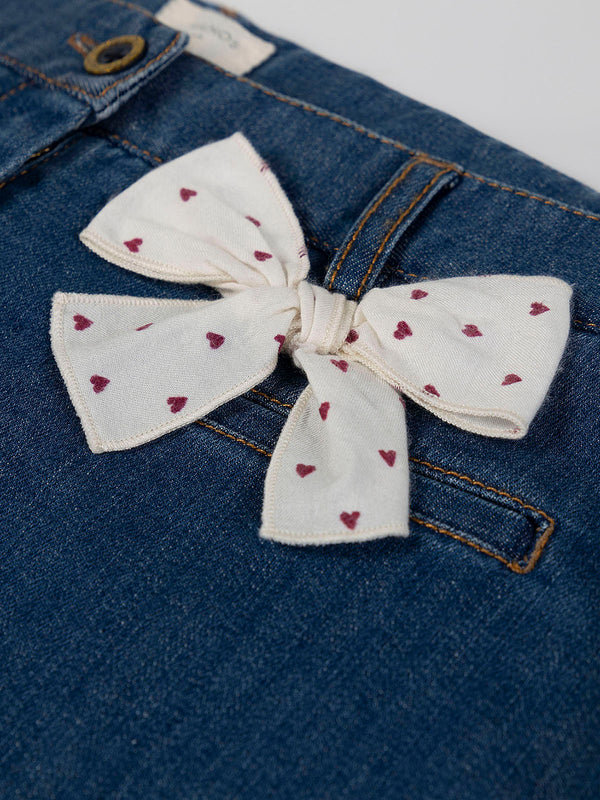 SHORT VAQUERO DETALLE LAZO AZUL MARINO