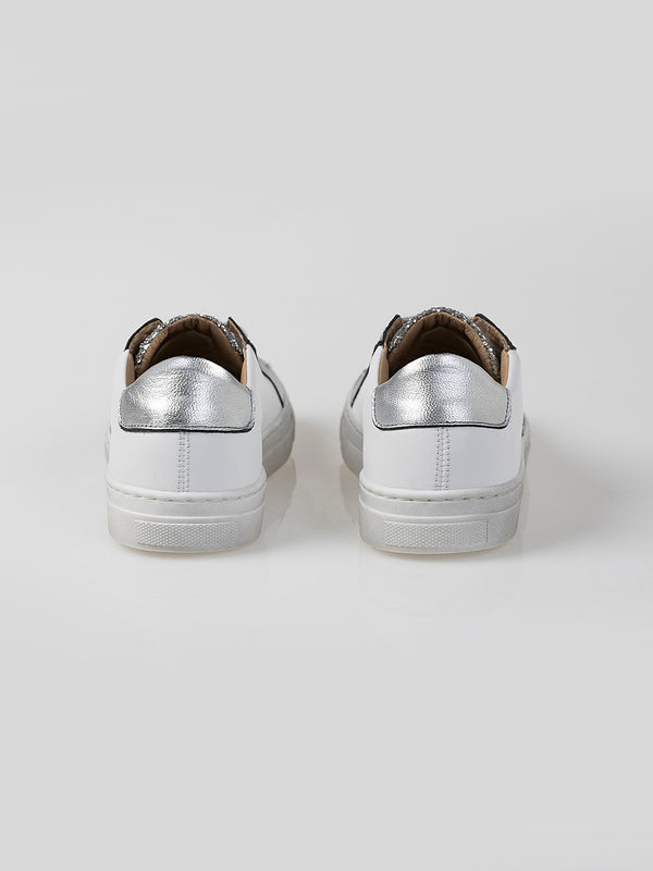 CASUAL SNEAKER WITH PURE WHITE GLITTER STAR DETAIL