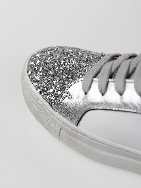 CASUAL SNEAKER WITH PURE WHITE GLITTER STAR DETAIL