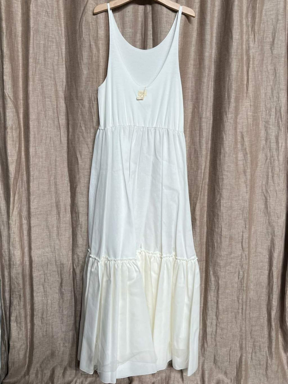 CAN CAN CUERPO  CRUDO